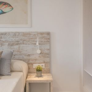 Superior One-Bedroom Apartment